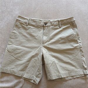 ABC Lululemon Athletica Men's Beige Flat Front Shorts